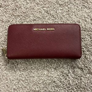 Michael Kors wallet in merlot